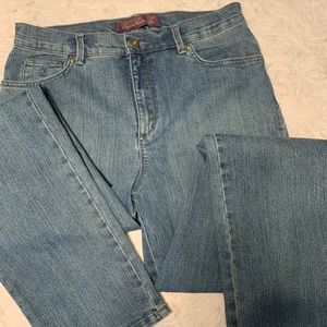 Amanda Jeans size 10. Excellent condition